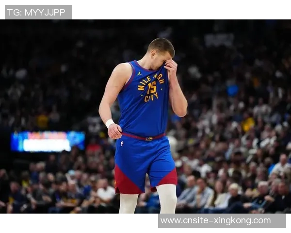 露天看台评选前百球员榜单揭晓约基奇领衔詹姆斯第八哈登排在第二十四位