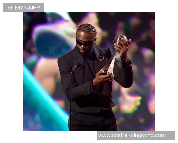 杰伦布朗若保持场均3007分将创队史单季得分新高