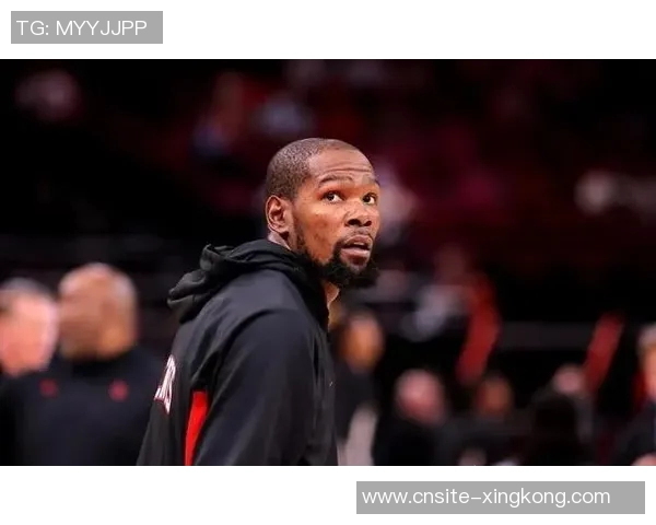 火箭半场领先篮网11分杜兰特与申京各自表现抢眼